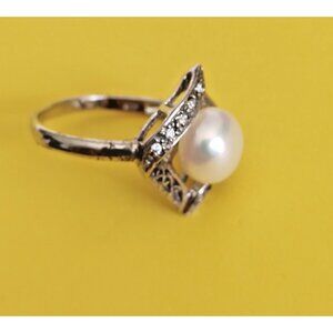 Italian Sterling Silver 925 Women's Size 7 Ring Pearl Stone